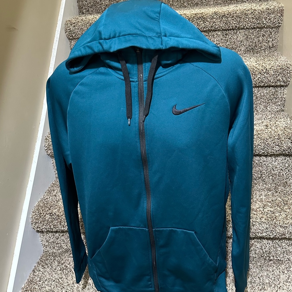 Classic men’s *NIKE dri-fit* stretchy lightweight full-zip athletic hoodie - L